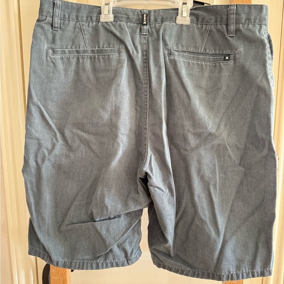 Men's Hurley Gray Casual Shorts - Picture 2 of 3